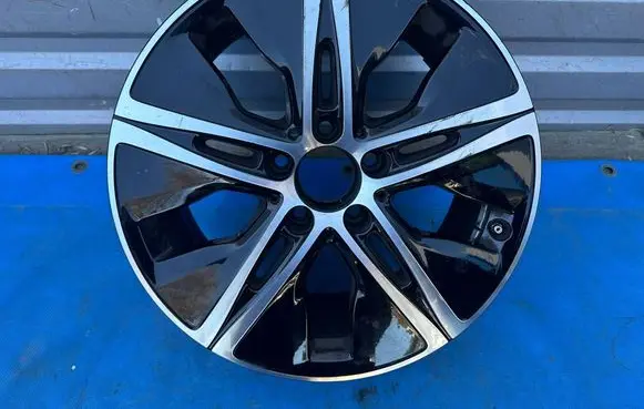 Mercedes-Benz C W205 R17 alloy rim 2054019000
