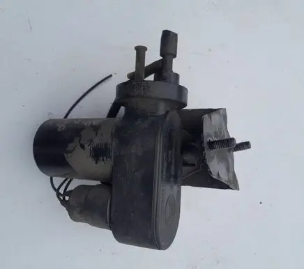 Audi A8 S8 D2 4D Cruise control vacuum pump 1003572 4B0907325