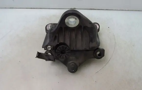 Honda ZR-V Gearbox mounting bracket ZRV