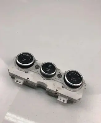 Mazda 6 Climate control unit E6A