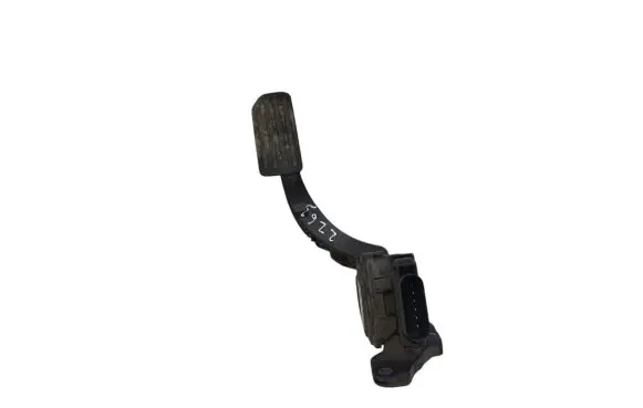 Volvo V60 Accelerator throttle pedal 31329059
