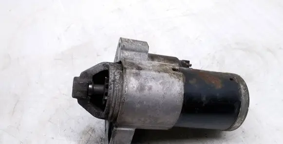 Peugeot 508 Starter motor 9663528880 M000T22471