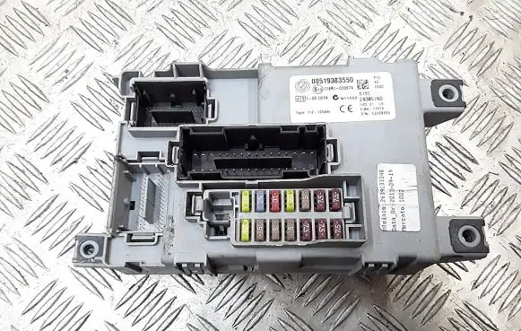 Fiat Doblo Fuse module 00519383550