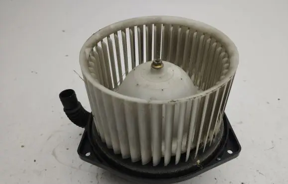 Suzuki Grand Vitara II Heater fan/blower CSA431D008