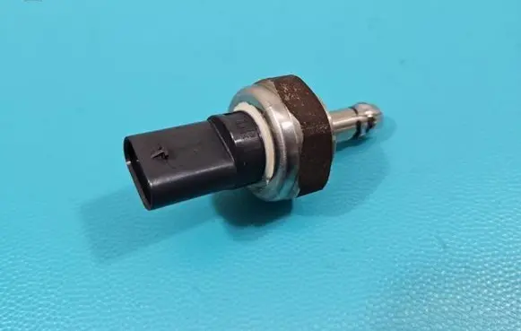 BMW 5 F10 F11 Exhaust gas pressure sensor 8507634 IMPRK1400071