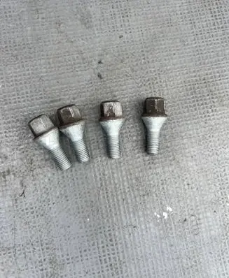 Renault Austral Nuts/bolts