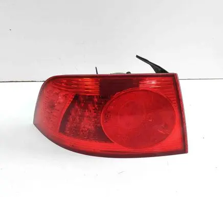 Volkswagen Phaeton Rear/tail lights 3D0945095B