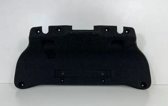 BMW 1 E82 E88 Tailgate/boot lid cover trim 7173561
