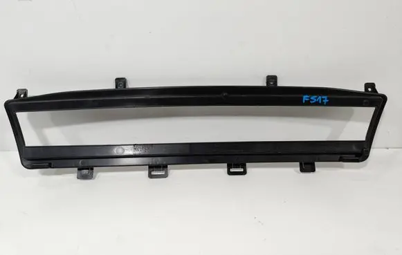 Front bumper lower grill