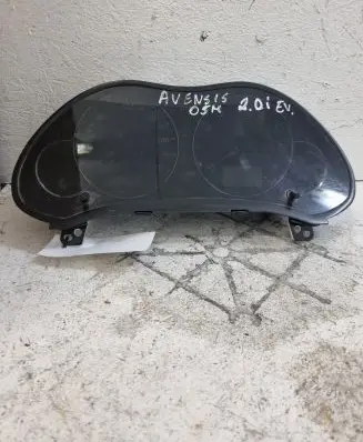 Toyota Avensis T250 Speedometer (instrument cluster) 8380005A50C