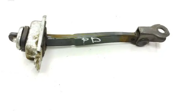 Chevrolet Captiva Front door check strap stopper