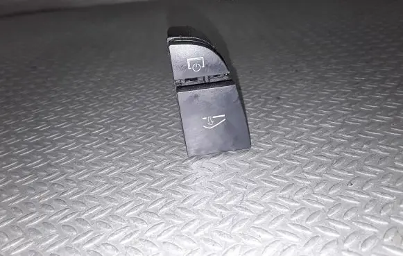 Audi A6 S6 C6 4F Glove box opening button 4F1927227