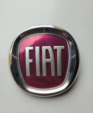 Fiat 500X Manufacturers badge/model letters 