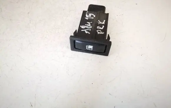Toyota Avensis T250 Fuel tank opening switch 156795