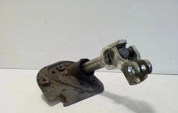 Volkswagen Transporter - Caravelle T5 Steering column universal joint 521433J