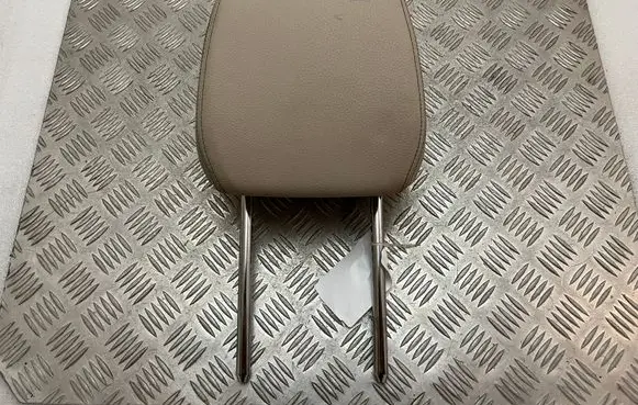 BMW 2 F22 F23 Front seat headrest 