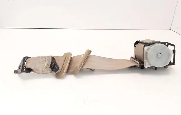 Honda Legend III KA9 Rear seatbelt TK528EJ286