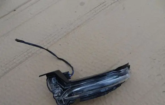 Ford Kuga III Mirror indicator light LJ6B13B382AA