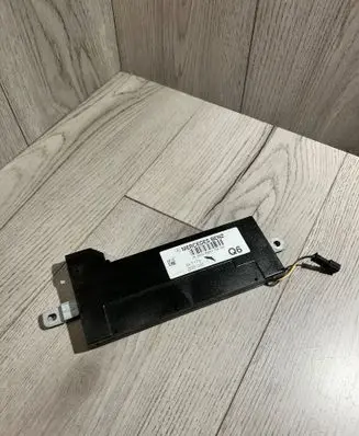 Mercedes-Benz C W203 Aerial antenna amplifier A2038207989 04T170