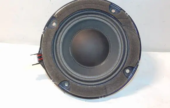 KIA Soul Subwoofer speaker 963802K000