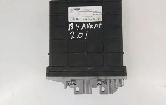 Audi A6 S6 C4 4A Engine control unit/module 039906024D 5WP4174