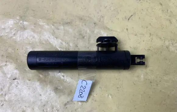 Mercedes-Benz B W245 Front trunk storage compartment A1699800464