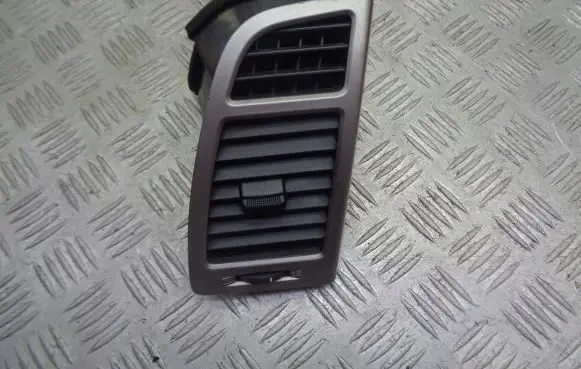 Hyundai i20 (PB PBT) Dashboard side air vent grill/cover trim 97480-1J000