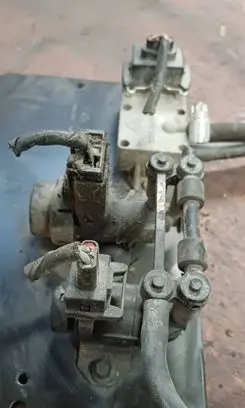 Ford Mondeo Mk III Turbo solenoid valve 92AB9H465AA