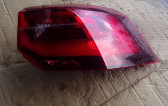 Volkswagen Golf VIII Rear/tail lights 5H0945208