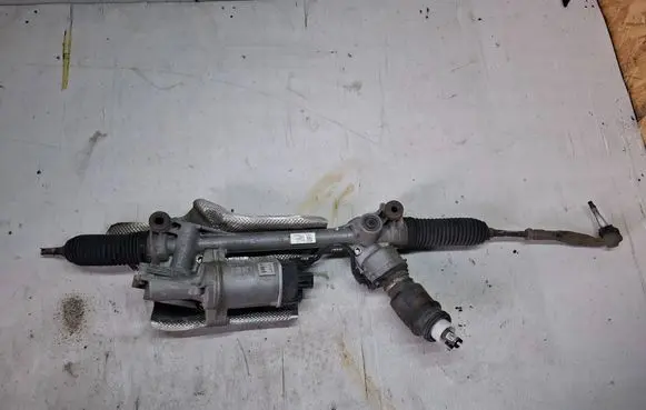 Opel Insignia B Steering rack 84244116