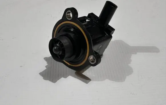 Ford Explorer VI Valve vacuum CJ5G-9U465-BA