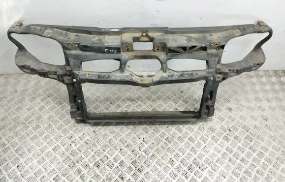 Volkswagen Golf IV Radiator support slam panel