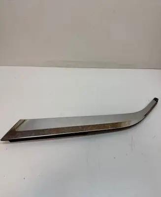Peugeot 5008 II Rear side glass trim 9813608877