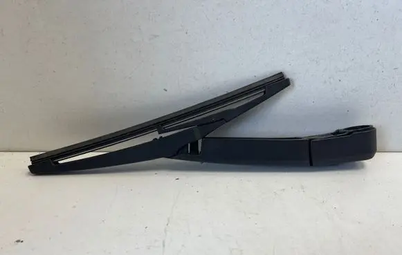 Rear wiper blade arm