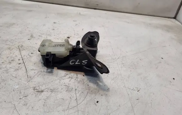 Mercedes-Benz CLS C219 Fuel tank cap lock A2518200197 2S8879609001