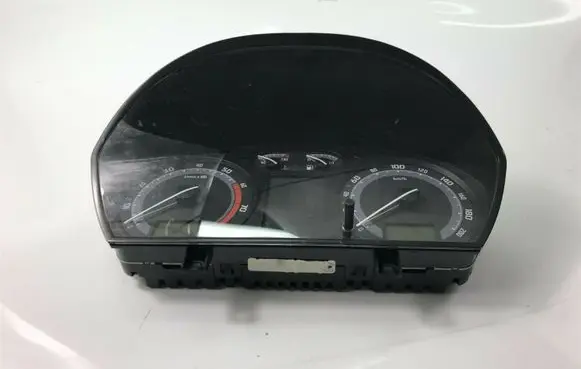 Skoda Fabia Mk1 (6Y) Speedometer (instrument cluster) 6Y0920881L S1365