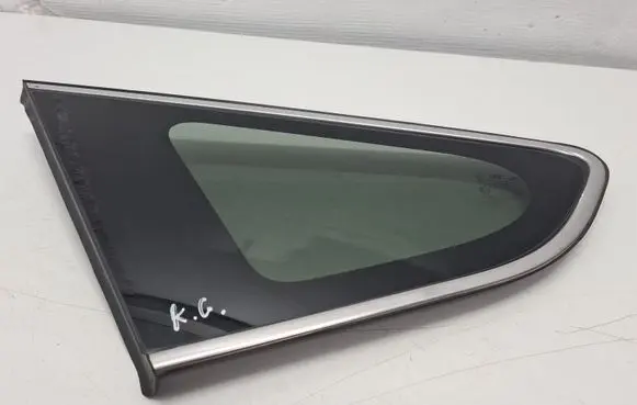 Hyundai Santa Fe Rear side window 878102W000