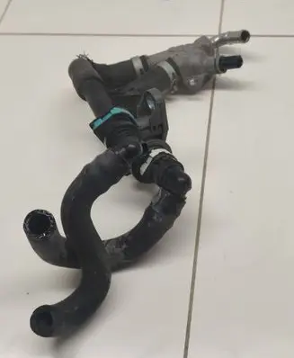 Toyota RAV 4 (XA50) Water drain line hose 9A29BB3860
