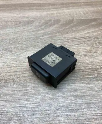 BMW 5 E34 Windscreen/window heater switch 1384480 03840800