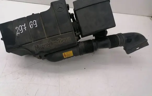 Mercedes-Benz Vaneo W414 Air filter box A1660940001 4608185901