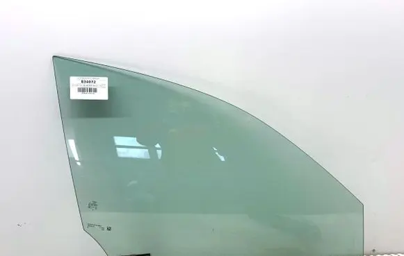 Audi Q8 Front door window glass four-door 4M8845022B