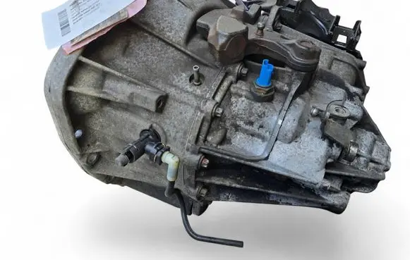 Renault Master III Manual 6 speed gearbox PF6034