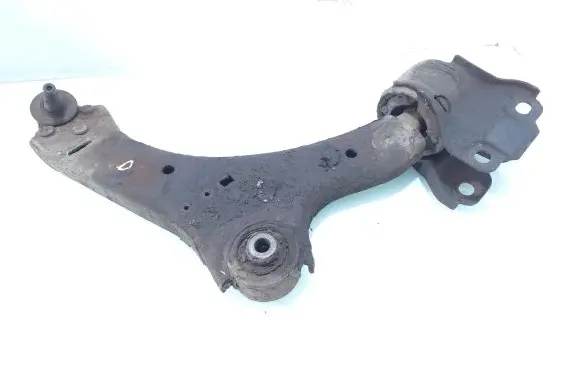 Volvo V70 Front lower control arm/wishbone EM3DA