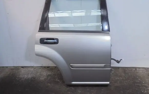Nissan X-Trail T30 Rear door 