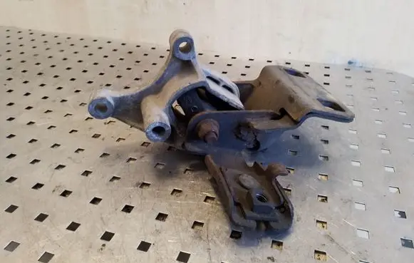 Ford Ka Engine mount bracket 97KB6B049AH