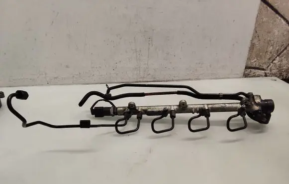 Mercedes-Benz A W168 Fuel main line pipe A6680700095