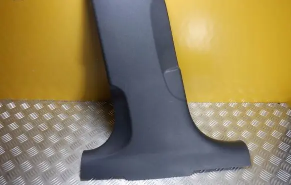 Audi A6 S6 C7 4G (B) pillar trim (bottom) 4G0867239A