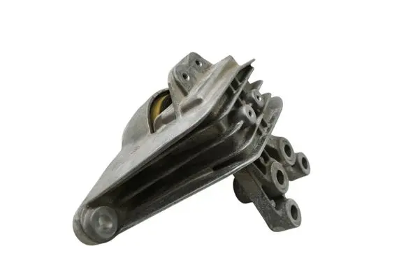 Chrysler Pacifica Engine mount bracket P68224746AD