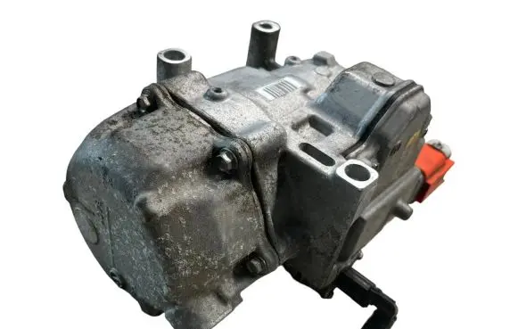 Toyota Auris E180 Air conditioning (A/C) compressor (pump) 0422001330