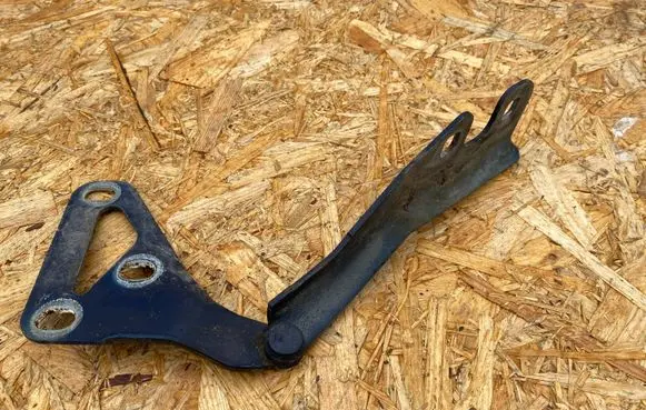Opel Signum Engine bonnet/hood hinges 24435369